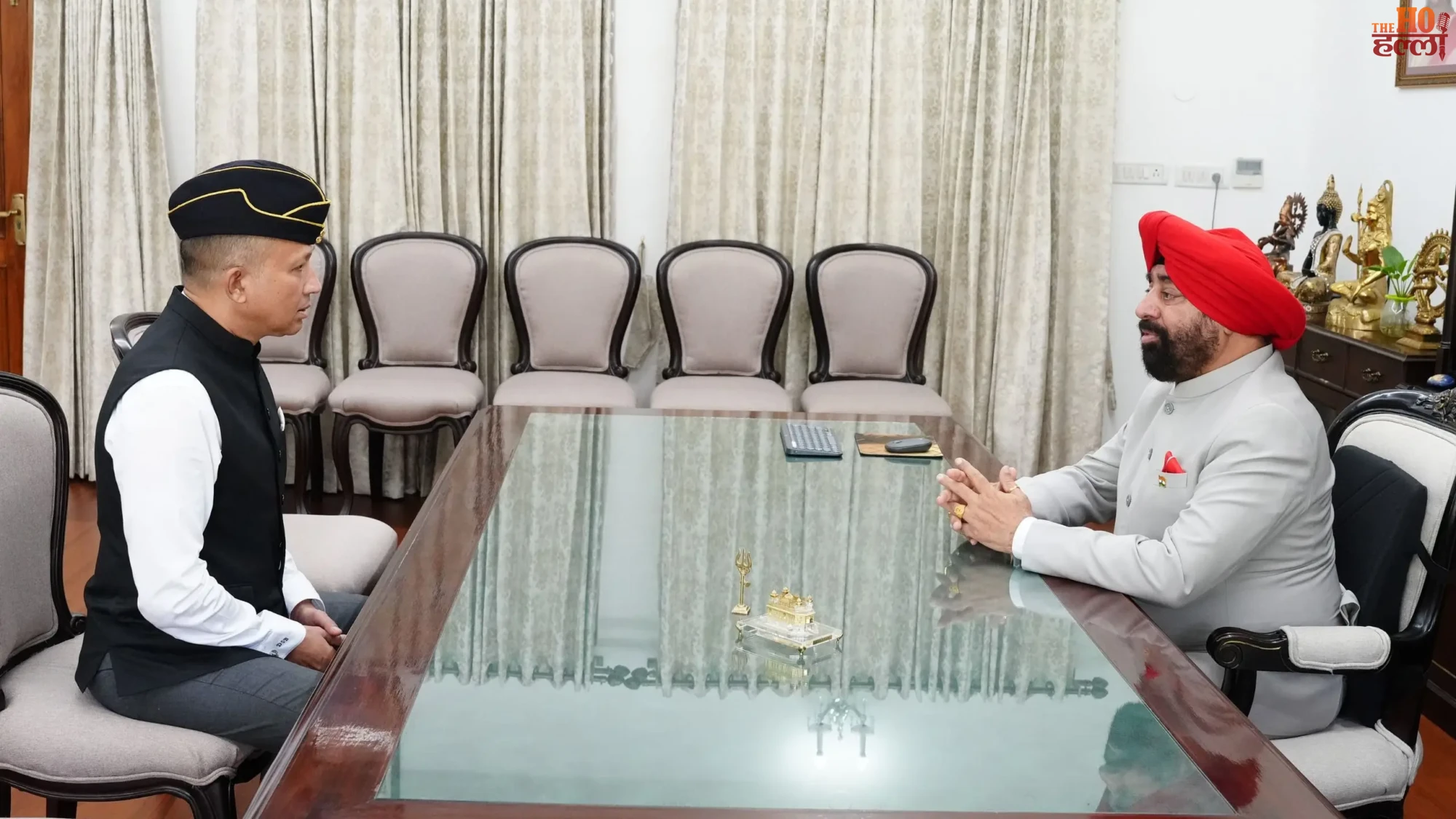 dehradun-governor-gurmeet-singh-meets-bs-baseda-ex-servicemen-csd-facilities (2)