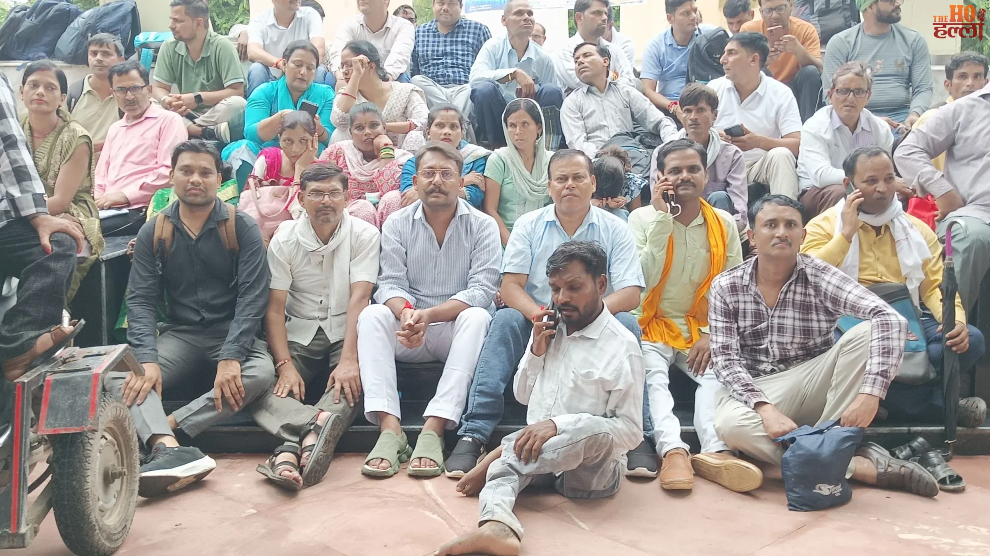 divyang-teachers-transfer-list-protest-cm-office-lucknow