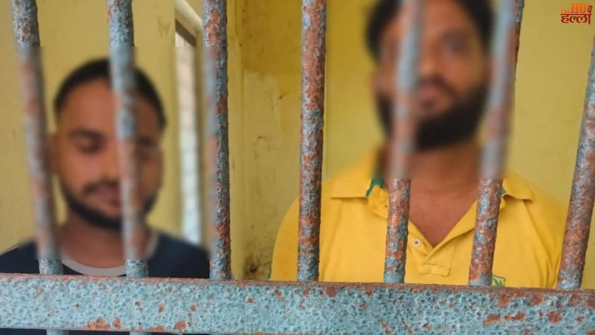 gorakhpur-fake-video-sub-inspector-beaten-with-shoes-arrested (2)