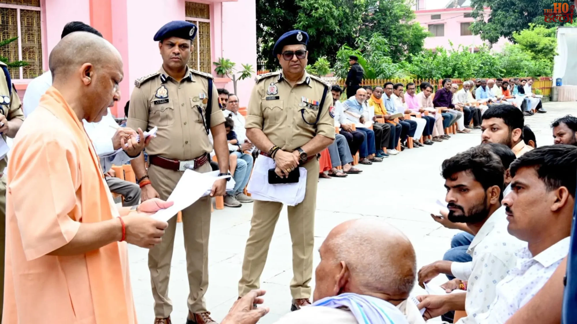 gorakhpur-janta-darshan-cm-yogi-adityanath-ayushman-card-discretionary-fund