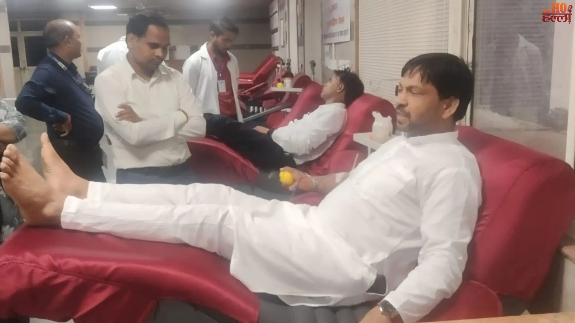 lucknow-aam-admi-party-blood-donation-camp-bhagat-singh-jayanti-kgmu