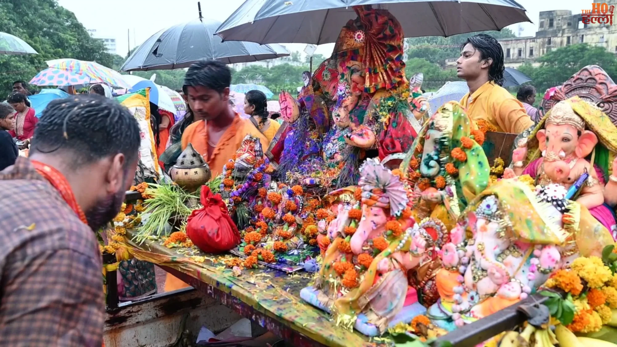 lucknow-anant-chaturdashi-ganesh-visarjan-jhoolelal-vatika-rain (2)