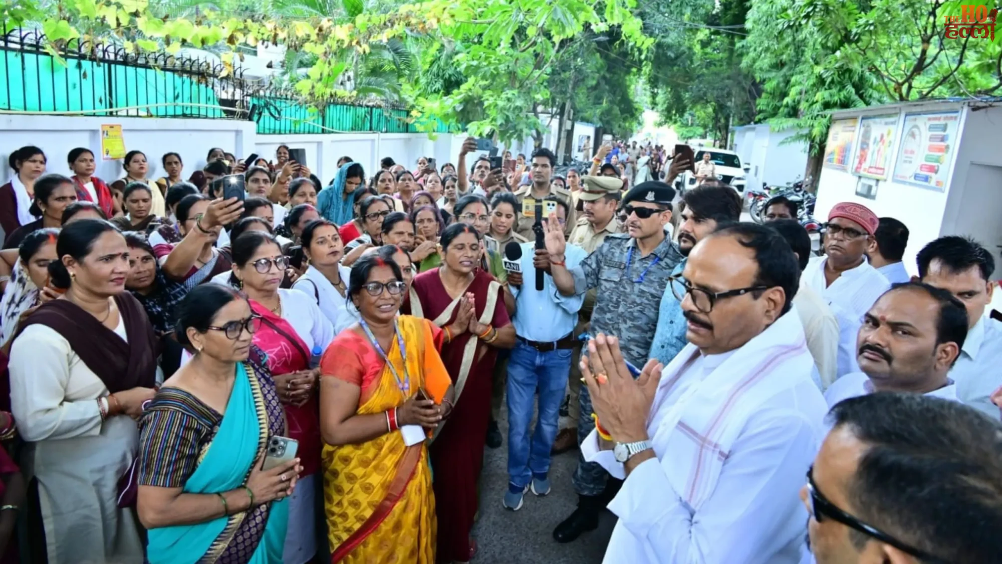 lucknow-asha-workers-protest-brijesh-pathak-honorarium-hike (2)