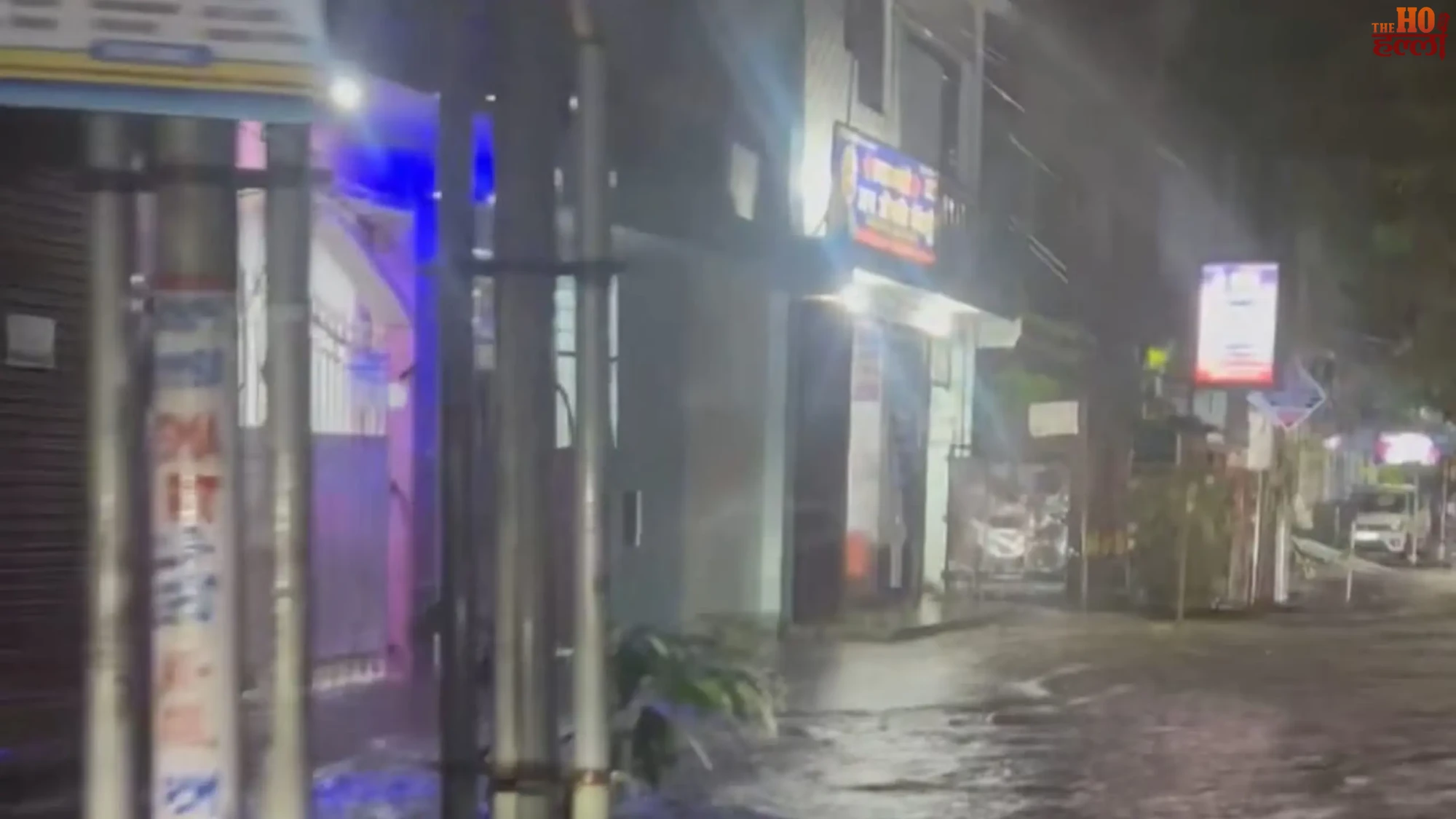 lucknow-heavy-rain-waterlogging-forty-hours-schools-closed-weather-alert (4)