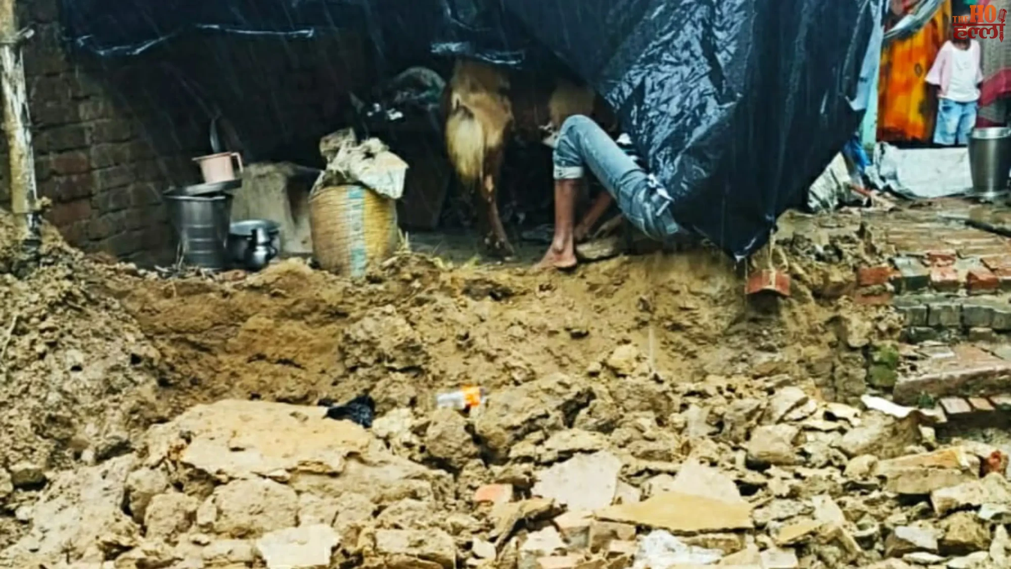 lucknow-malihabad-heavy-rain-damage-mla-jai-devi-kaushal-help (3)