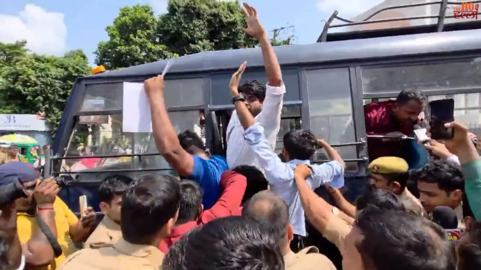 lucknow-sp-protest-cec-gyanesh-kumar-vote-theft-allegation (3)
