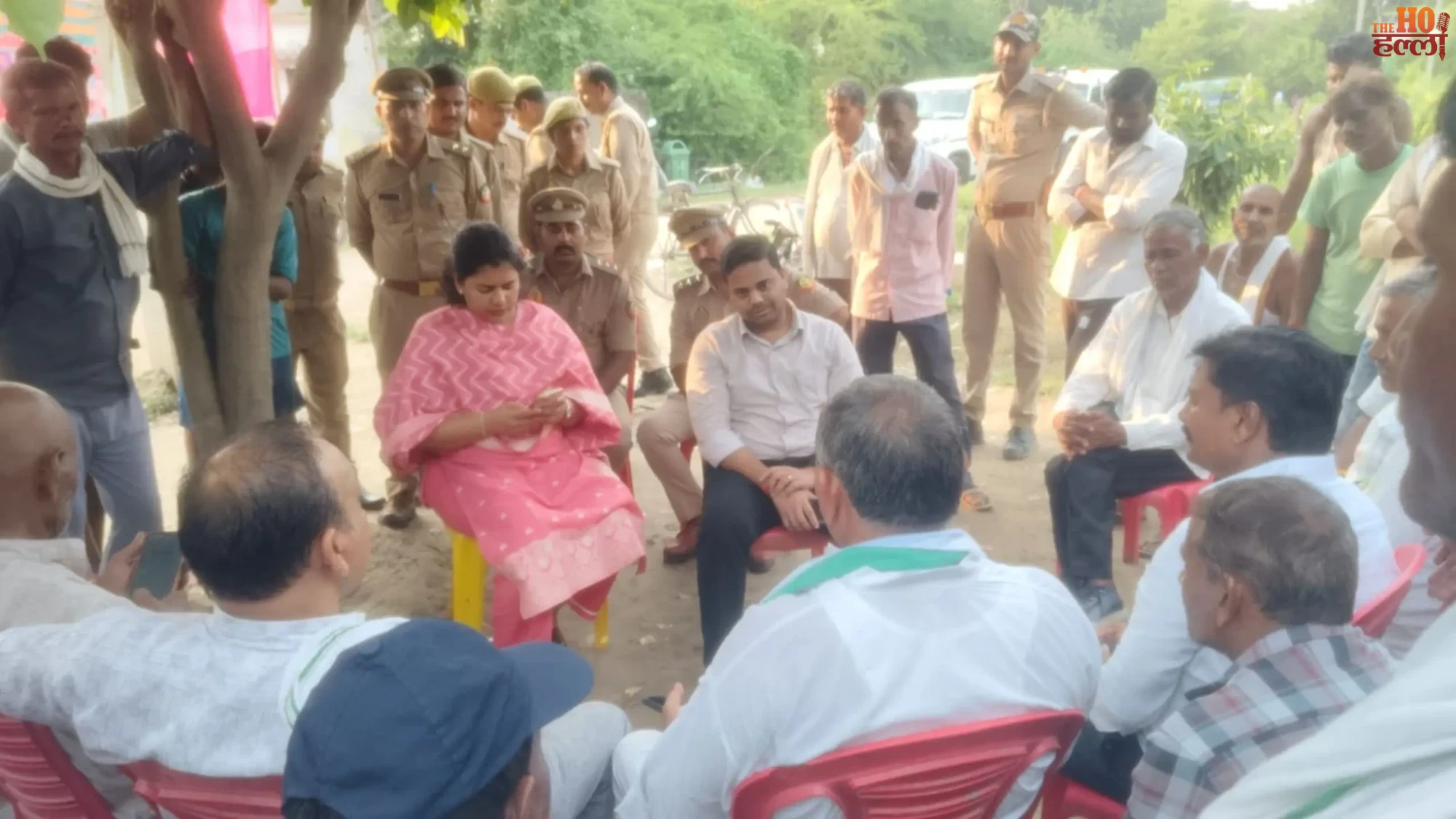 mohanlalganj-farmers-protest-road-construction-demand-end