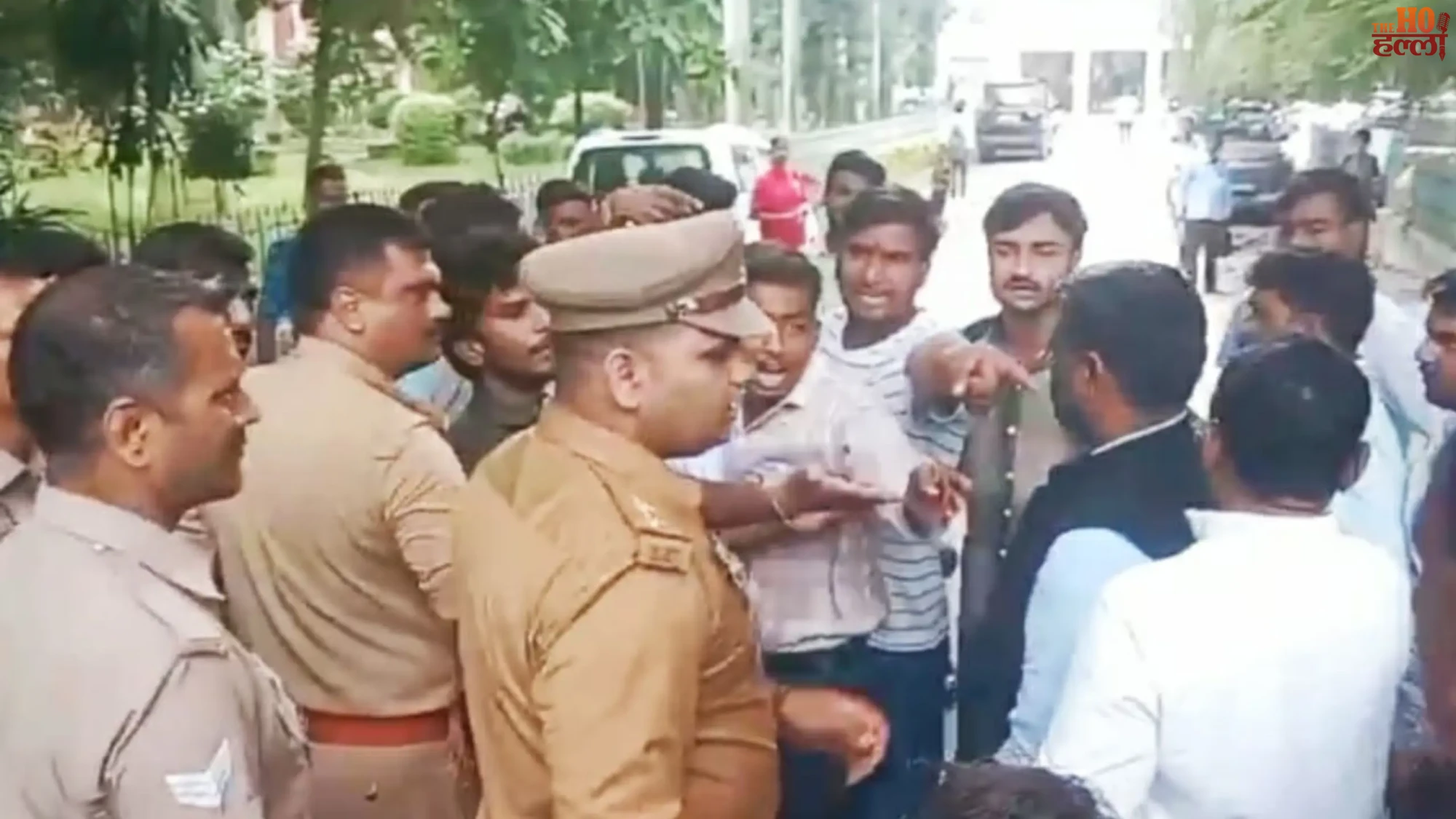 raebareli-feroze-gandhi-degree-college-abvp-samajwadi-chhatra-sabha-clash (2)