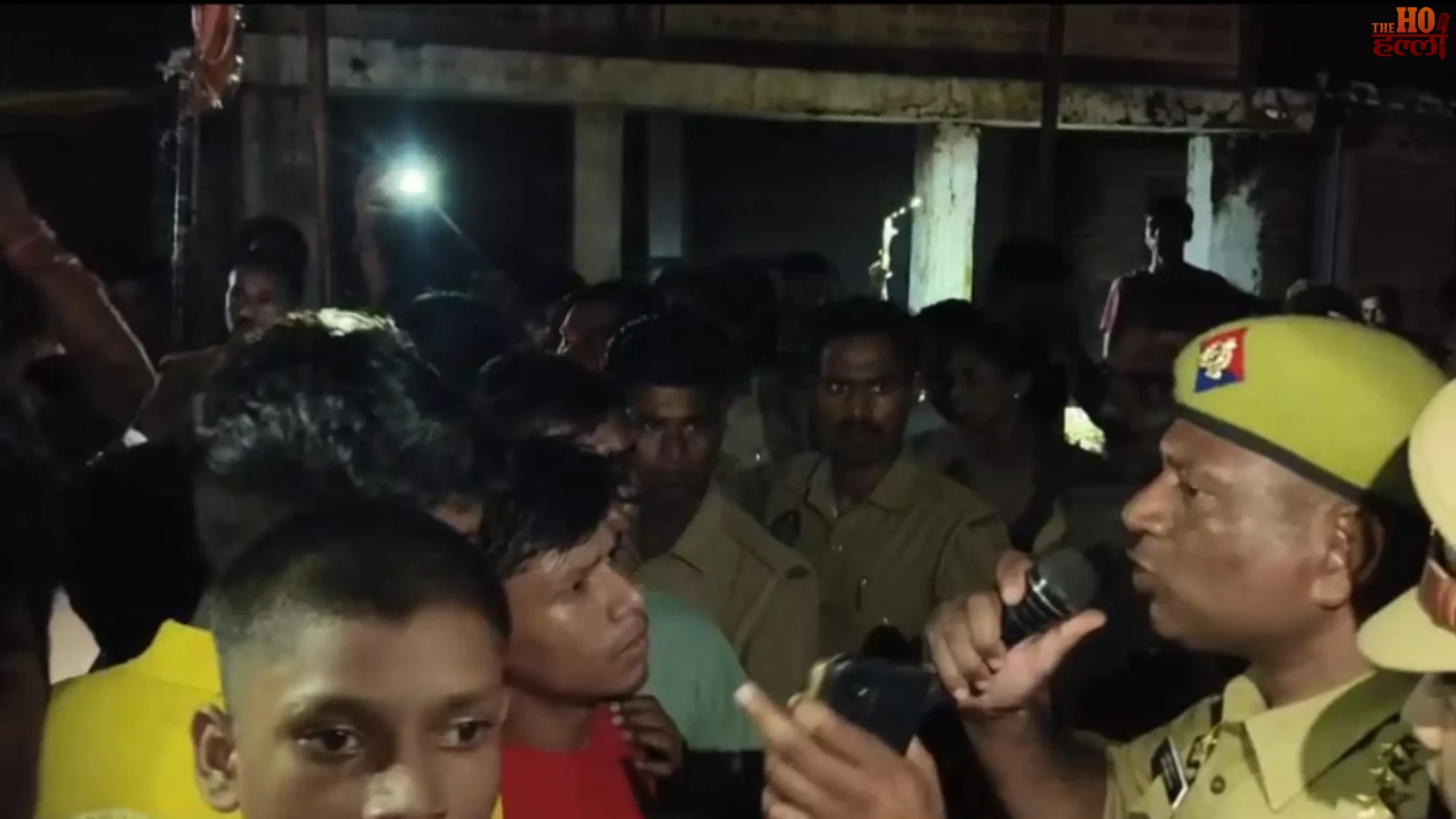 raebareli-sarvodaya-school-students-protest-lack-teachers-books-electricity (3)