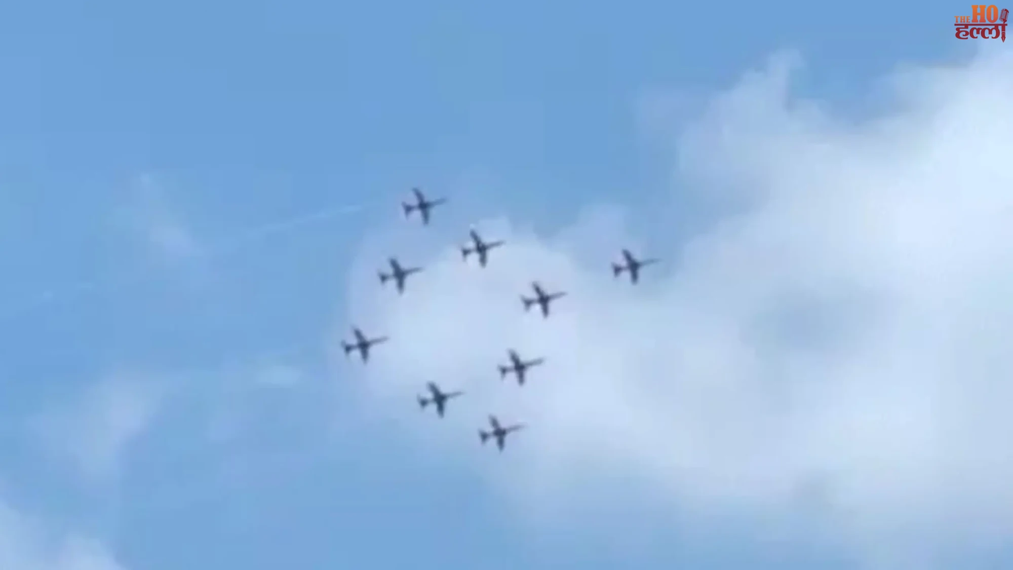 surya-kiran-aerobatic-team-air-show-meerut (2)