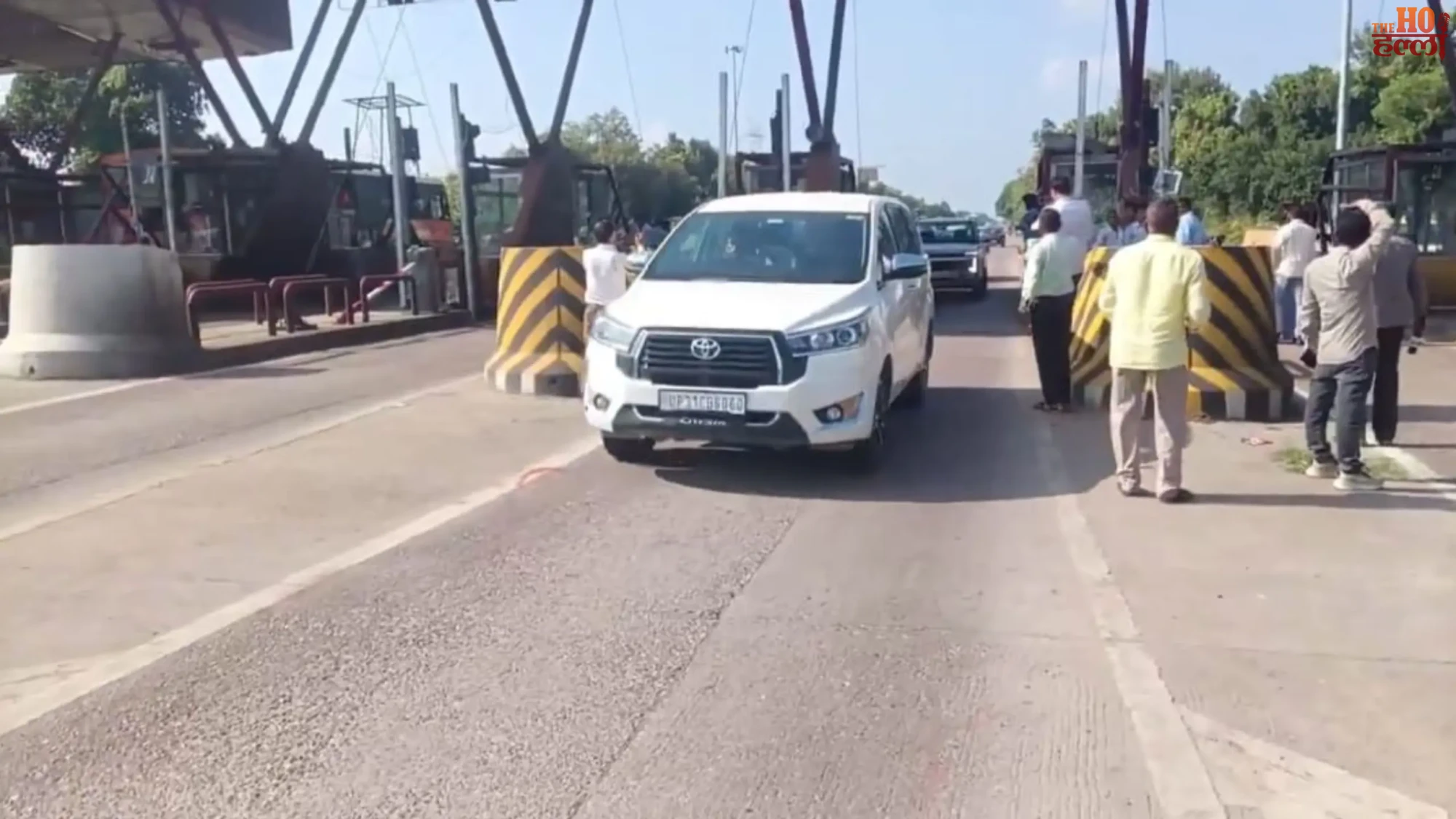 up-news-lucknow-sitapur-highway-fastag-scam-stf-raid-itunja-toll