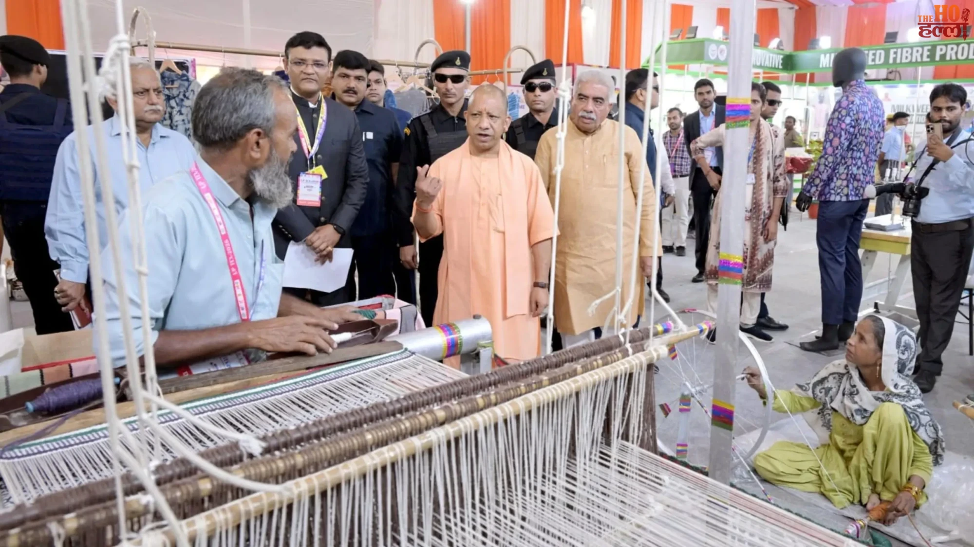 up-textile-conclave-2026-cm-yogi-investment-textile-parks