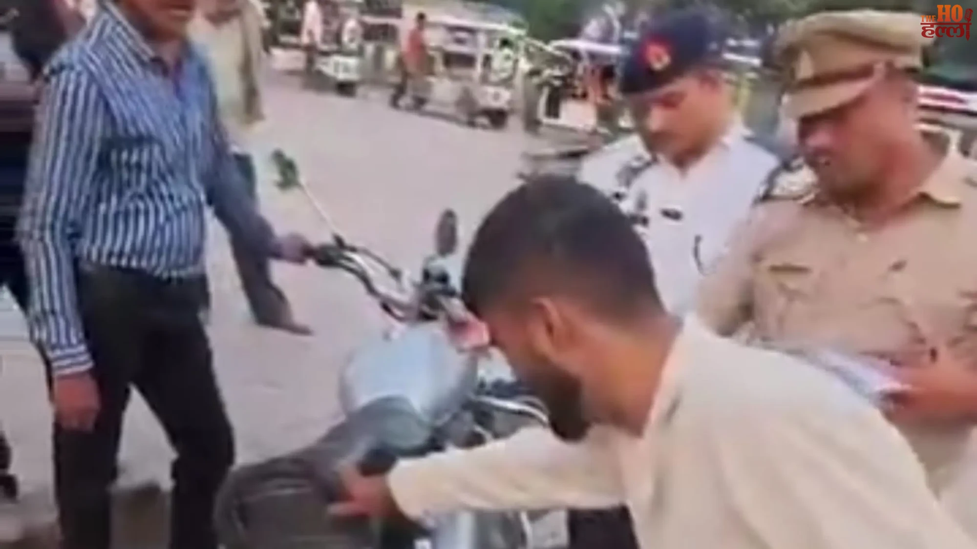 up-traffic-rules-pillion-rider-helmet-e-challan (2)