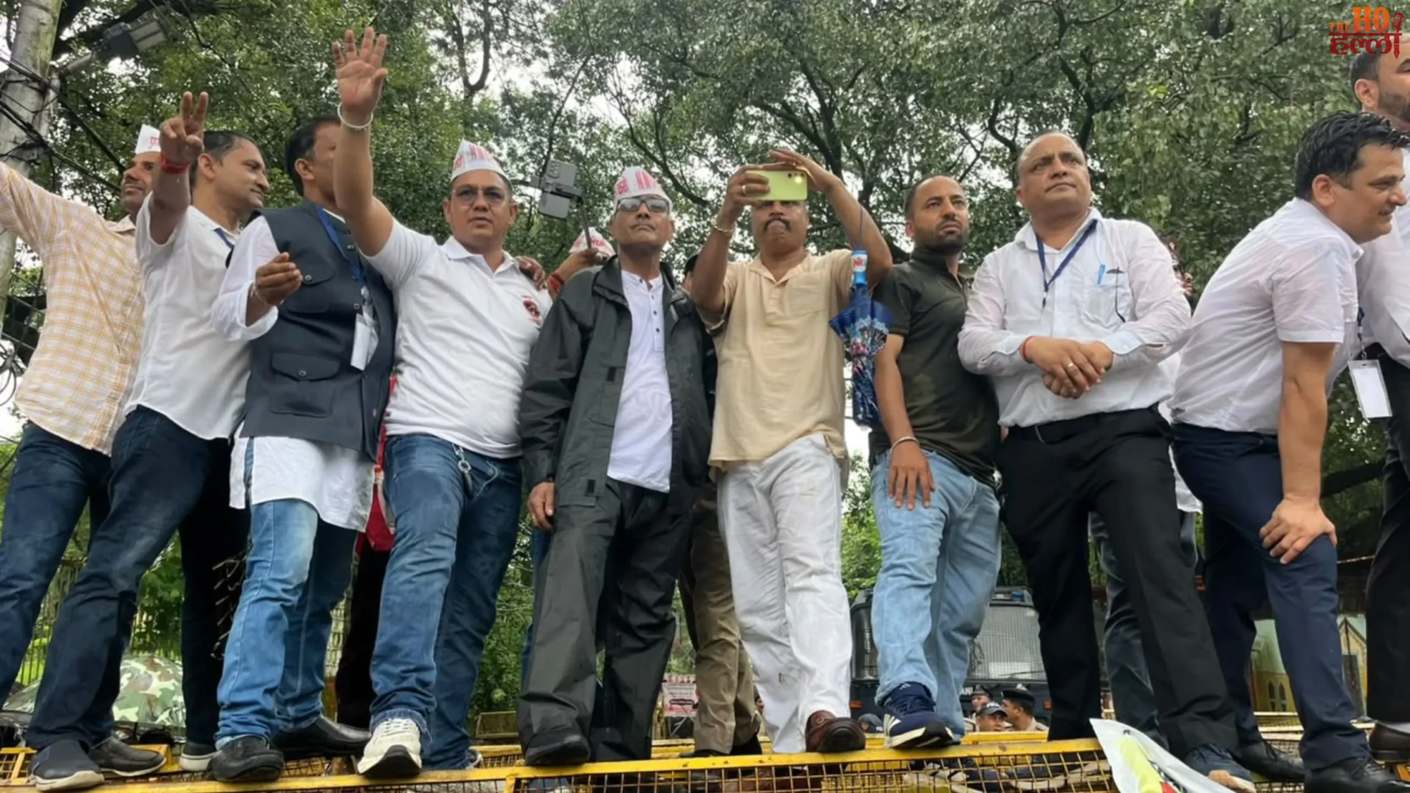 uttarakhand-old-pension-restoration-protest-dhami-residence-nmops (2)