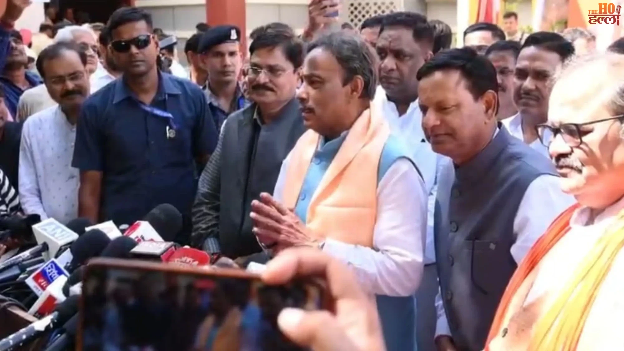 vinod-tawde-up-bjp-incharge-akhilesh-pda