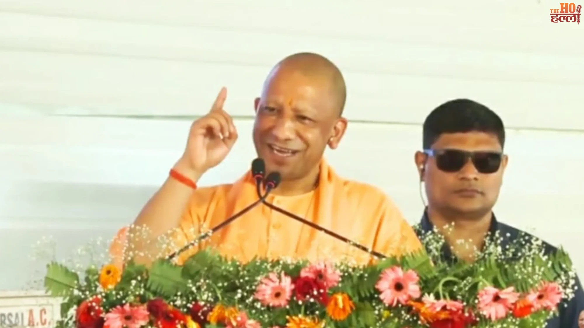 yogi-adityanath-5-lakh-cashless-medical-insurance-up-lawyers-680-crore-chambers