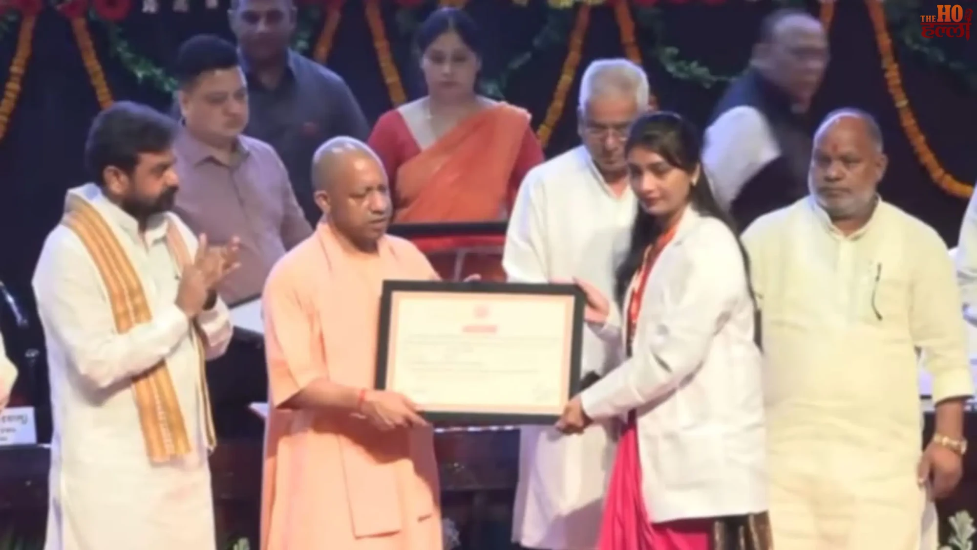 yogi-adityanath-employment-target-one-lakh-jobs-lucknow