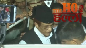 Azam Khan News : जेल से निकले आजम ED की हिरासत में, बेटा अब्दुल्ला पहुंचा घर, समर्थकों का हुजूम उमड़ा