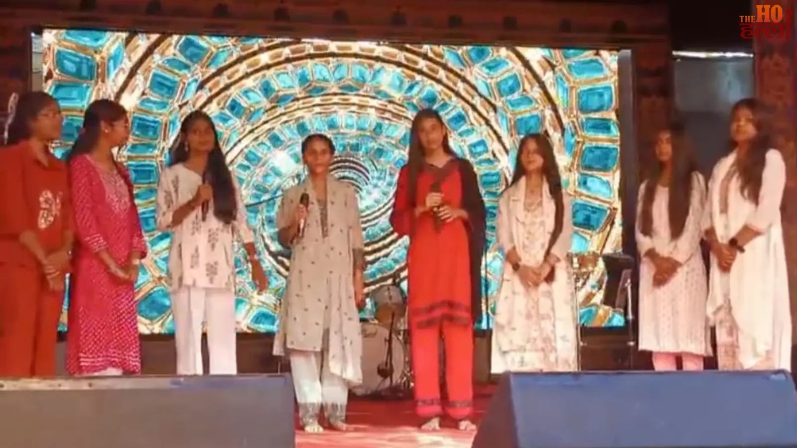 barabanki-news-dewa-mela-cultural-program-students (2)