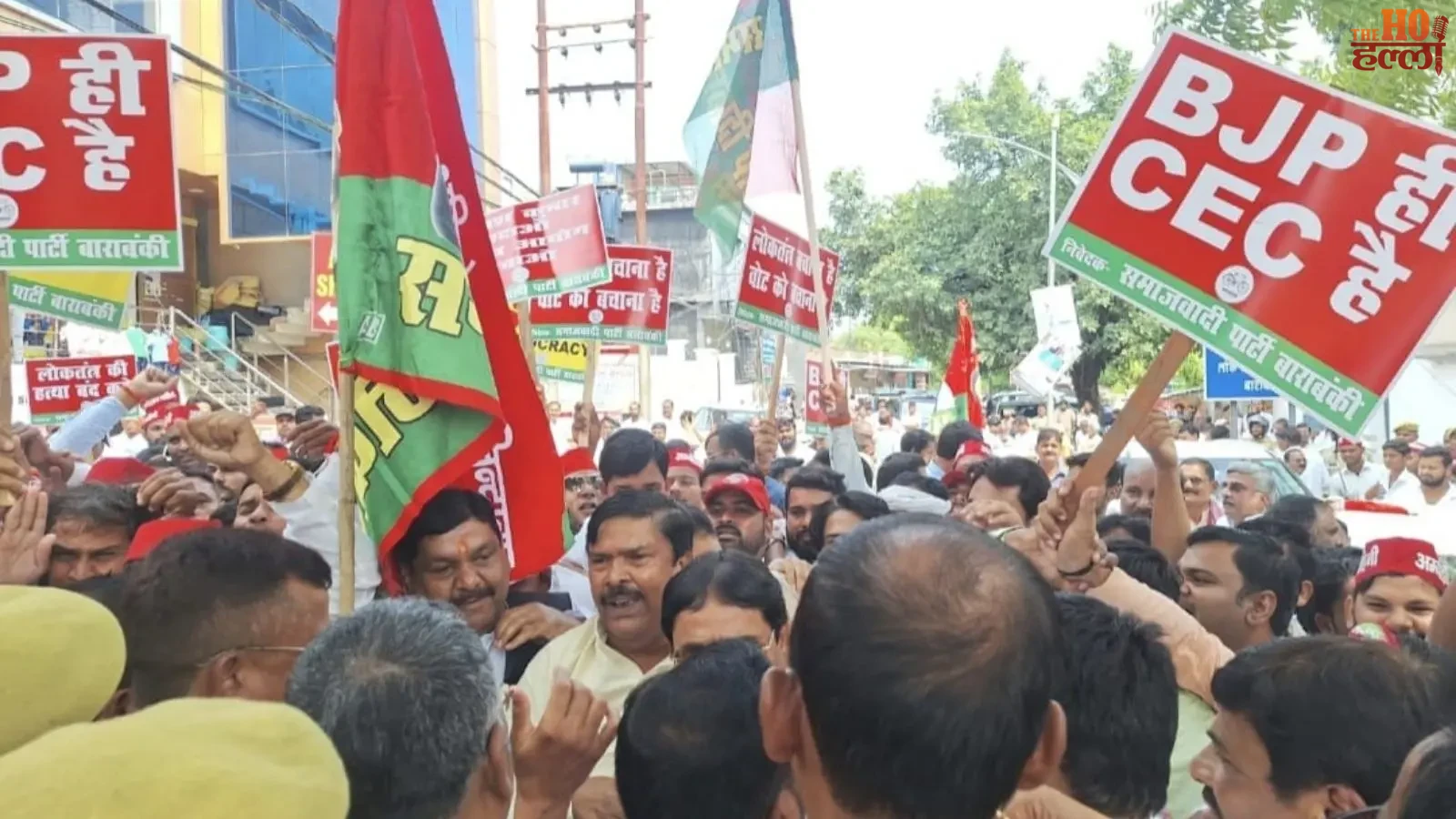 barabanki-sp-protest-cec-gyanesh-kumar-resignation-vote-bachao (3)