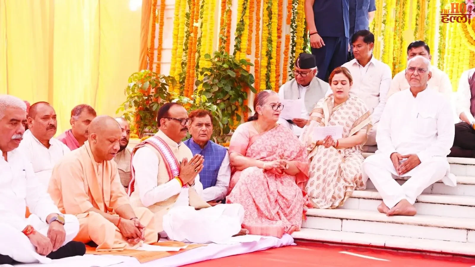 cm-yogi-gandhi-jayanti-hazratganj-tribute (2)