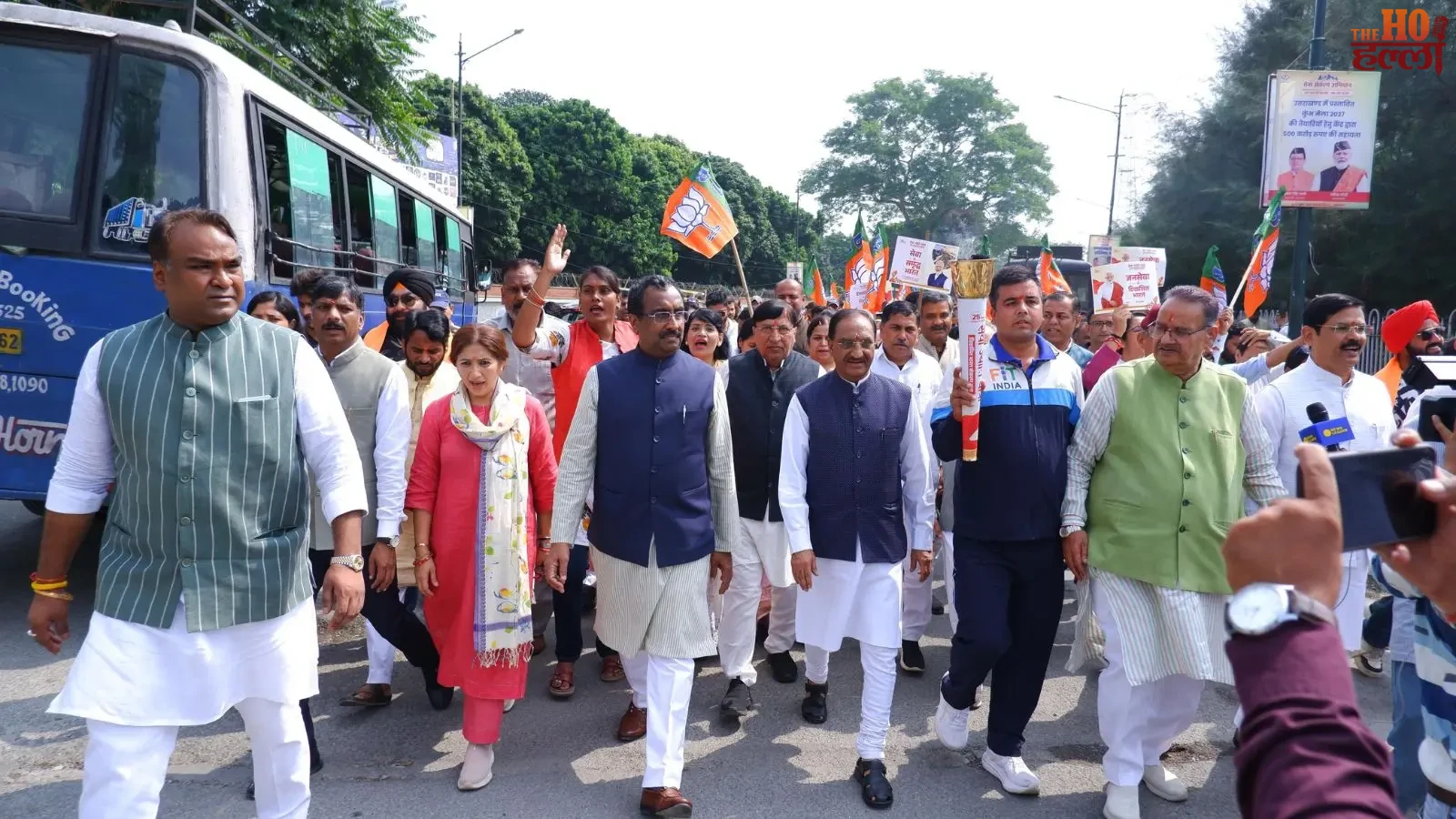 dehradun-news-bjp-seva-jyoti-yatra-parade-ground-lansdowne-chowk (2)