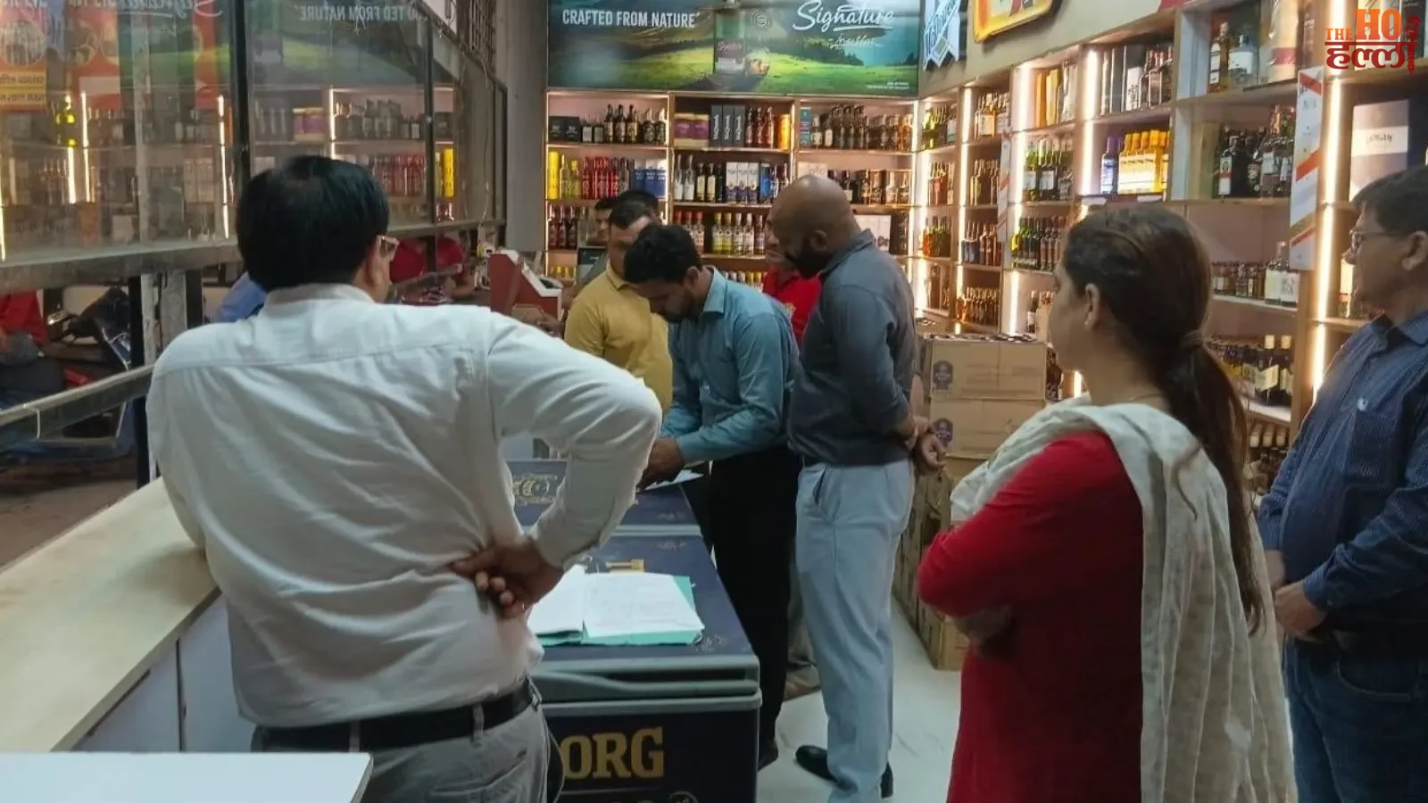 dehradun-news-wine-shops-raid-overrating-batch-number (2)