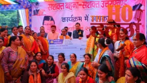 धामी की श्रीनगर को 9 करोड़ की विकास कार्यों की सौगात, सालों बाद मिली सिटी बस की सेवा