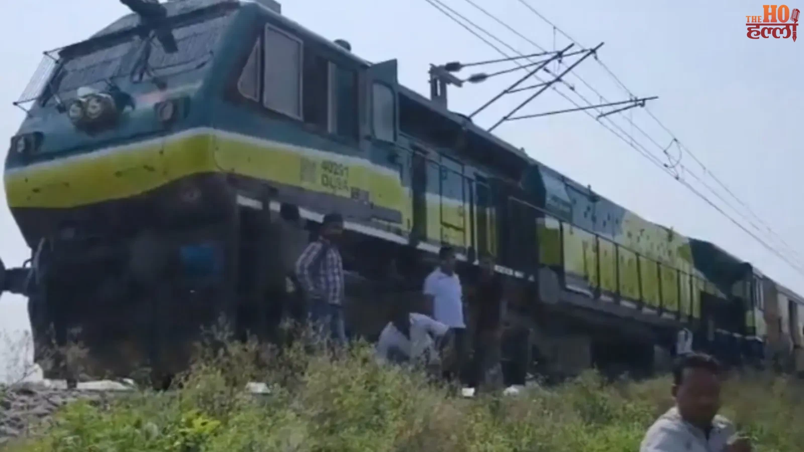 gorakhpur-intercity-express-engine-failure-maniram