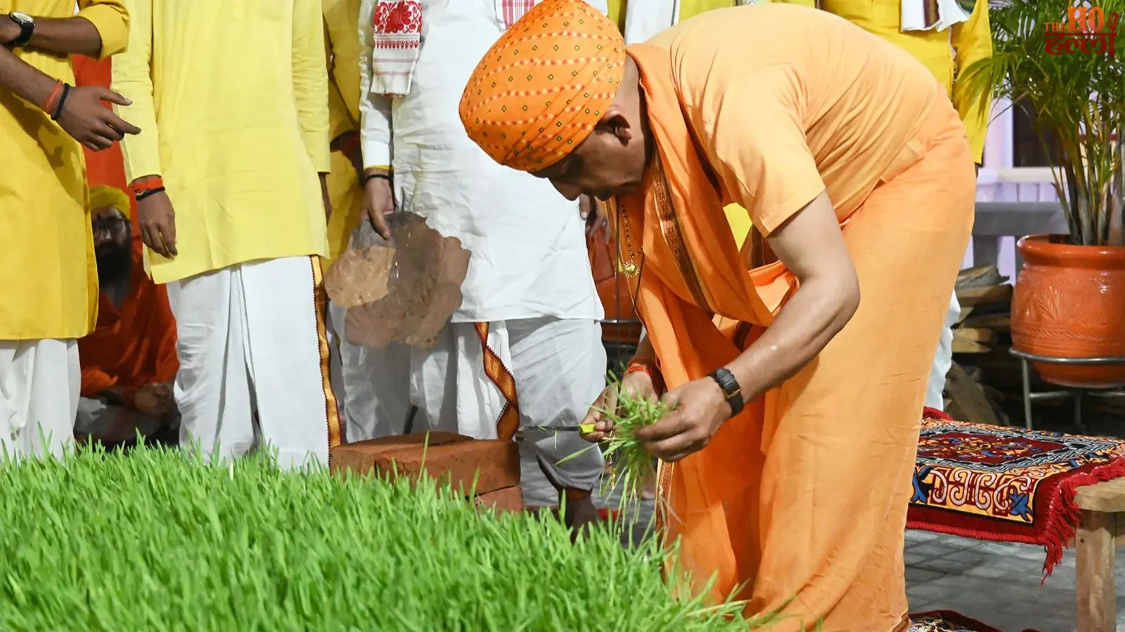 gorakhpur-news-gorakhnath-mandir-mahanisha-pujan (3)