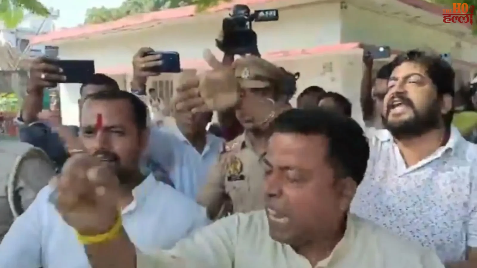 gorakhpur-teacher-mlc-chunav-sapa-bjp-hangama (2)