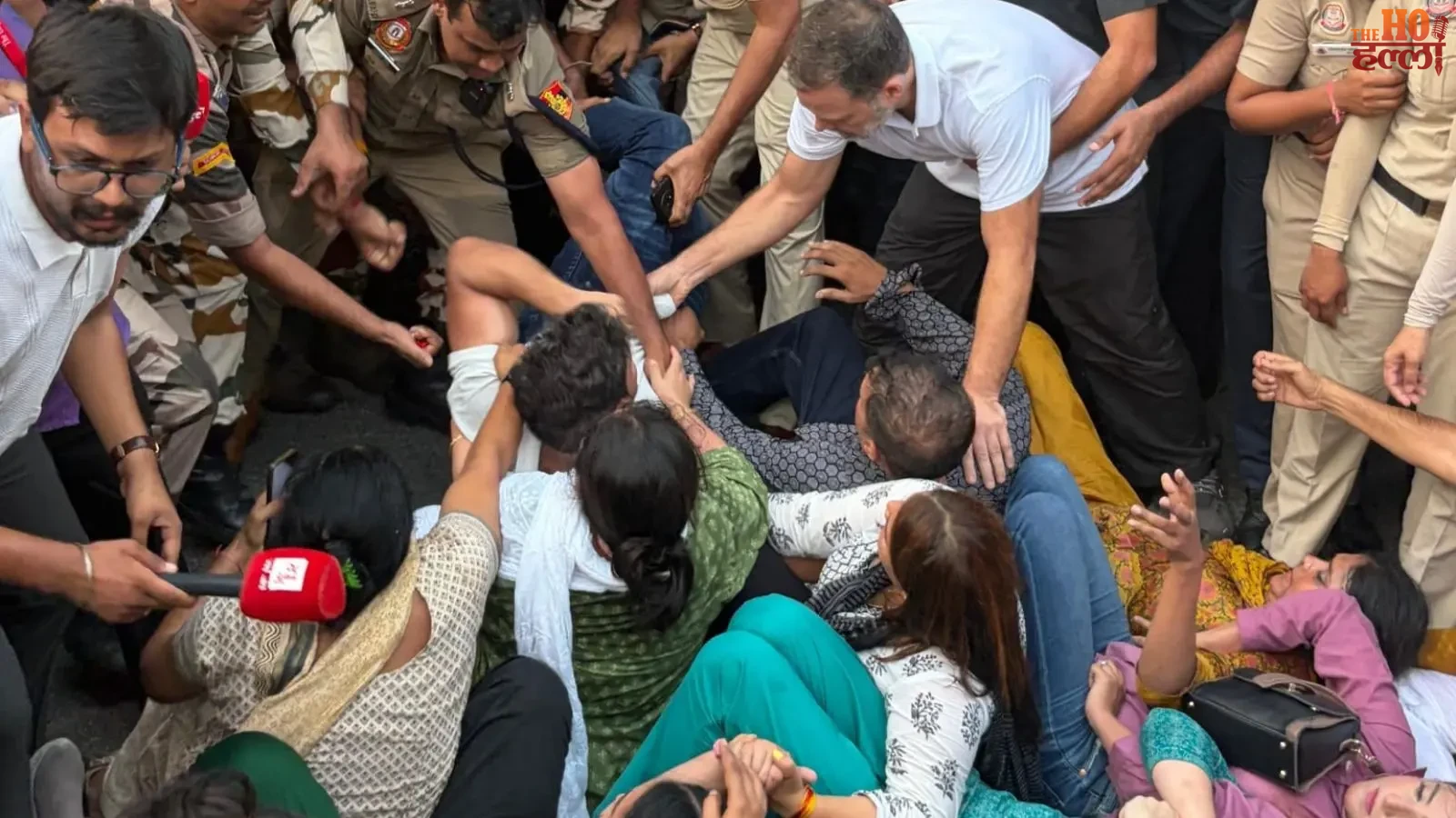 jantar-mantar-protest-rahul-gandhi-priyanka-gandhi-detained-gyanesh-kumar-resignation