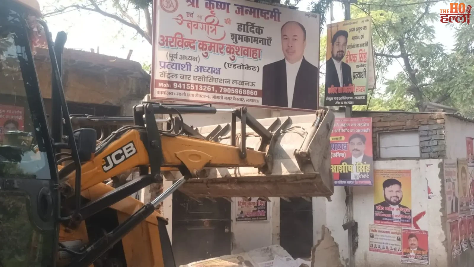 lucknow-court-bulldozer-action-lawyers-protest