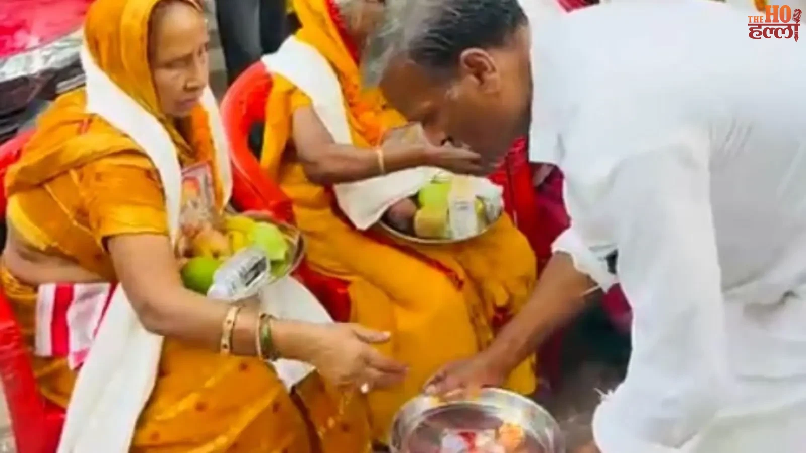 lucknow-elderly-widows-mata-pujan-tradition (2)