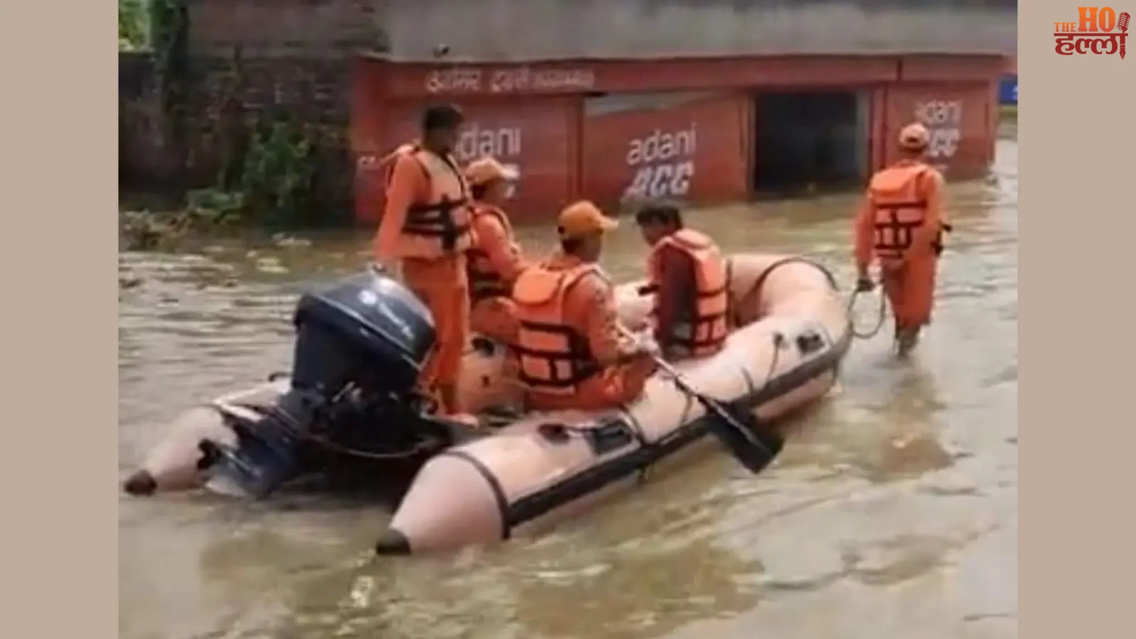 lucknow-flood-faizullaganj-40000-homes-civil-defence-relief