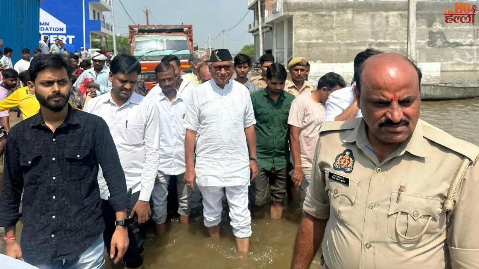lucknow-gomti-flood-cm-yogi-aerial-survey-relief-tendu-bund-announcement (4)