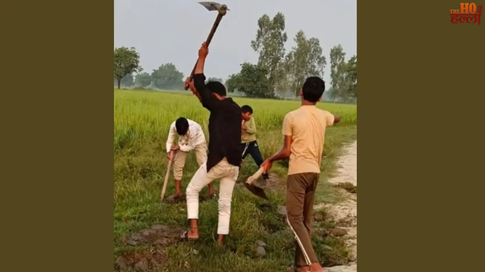 lucknow-mohanlalganj-road-potholes-villagers-repair-gumani-kheda-husainabad (2)