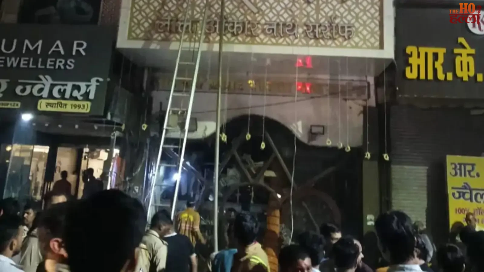lucknow-news-badri-prasad-sarraf-showroom-fire-news (2)