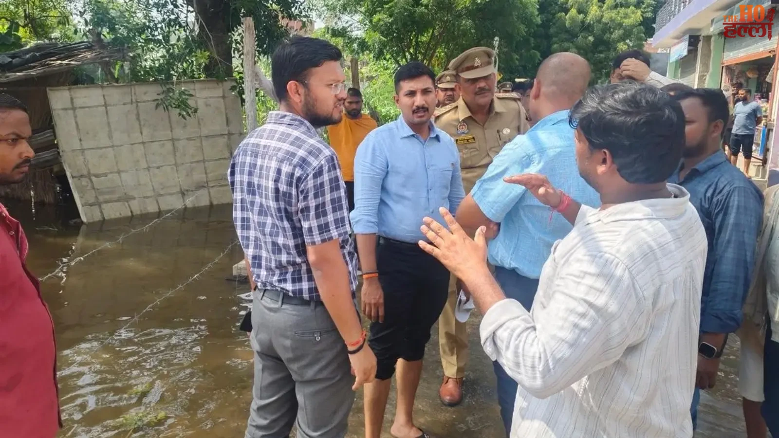 lucknow-news-gomti-water-level-rises-flood-like-situation-faizullaganj-relief-work (3)