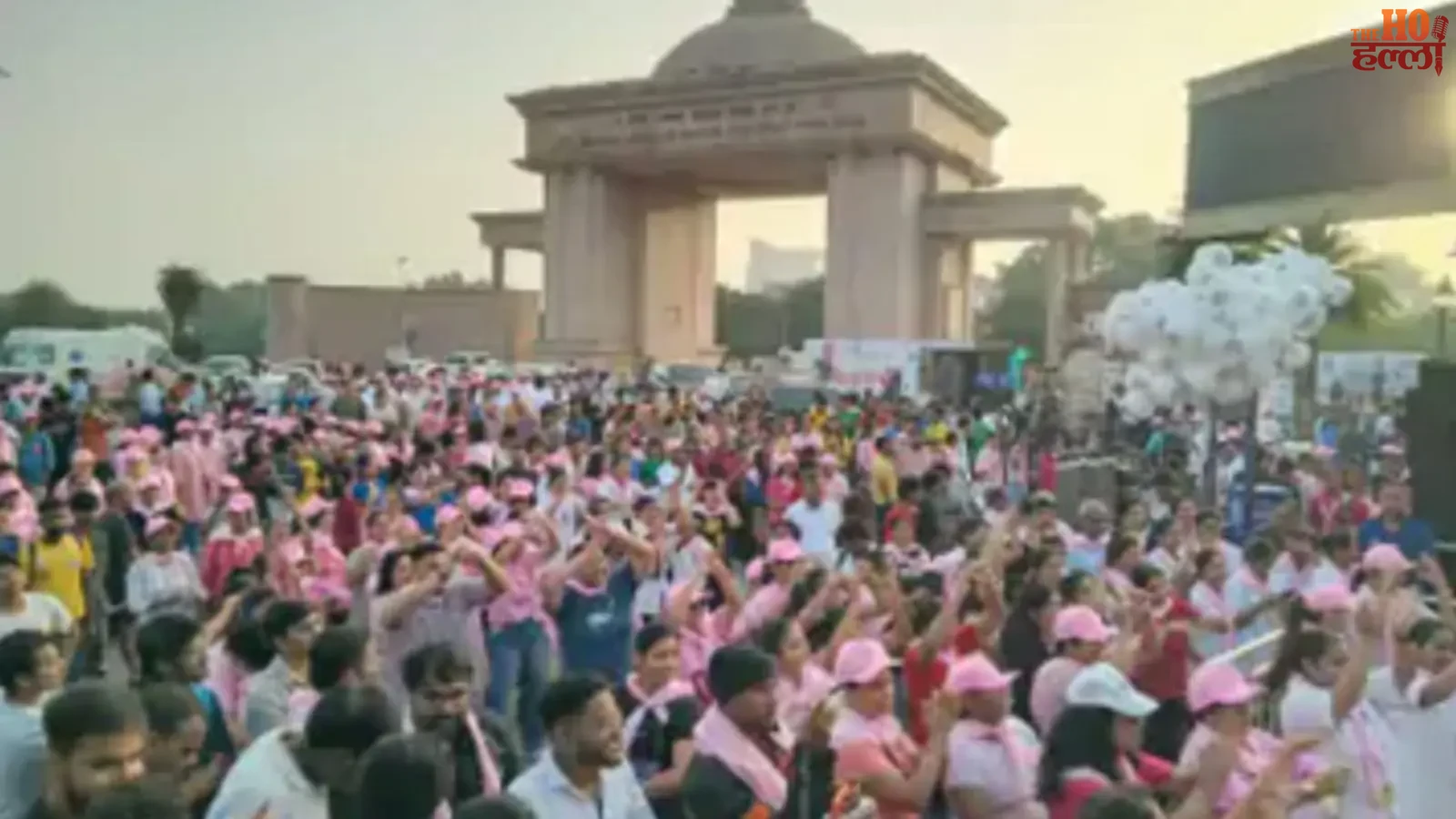 lucknow-news-pink-wave-2026-breast-cancer-awareness-vintage-car-rally (4)