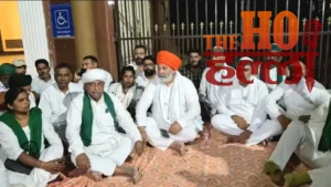 Lucknow News : गन्ना संस्थान में टिकैत की हुंकार, गन्ने के दाम से वोट तक सरकार को घेरा