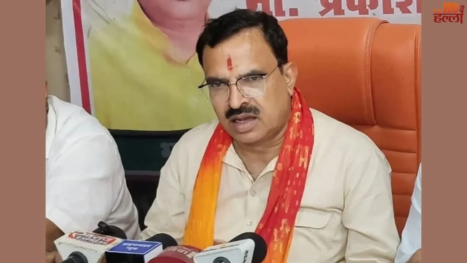prakash-pal-akhilesh-yadav-navratri-temple-visit-up-politics
