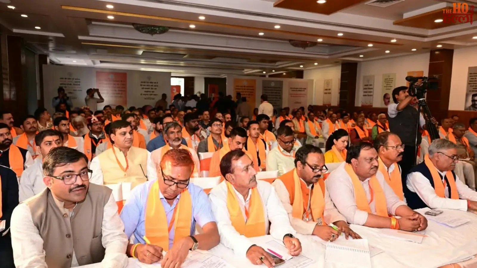 pushkar-singh-dhami-uttarakhand-bjp-meeting-governance-roadmap (2)