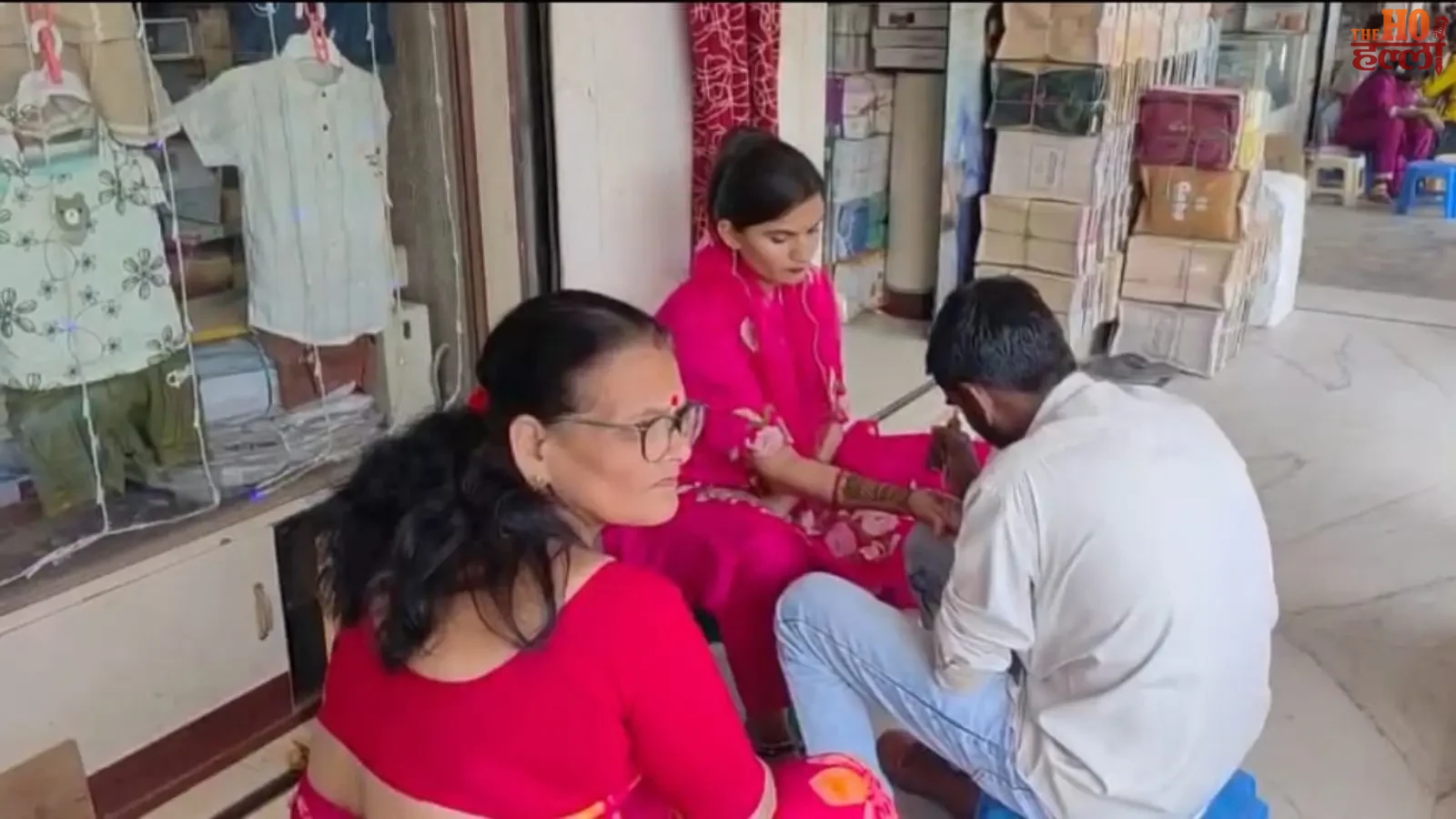 raebareli-news-karwa-chauth-bazaar-mehendi-shopping (3)