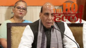 UP Politics: राजनाथ का कांग्रेस पर वार, बोले- नौजवानों को मोहरा बनाना बंद करे, लोकतंत्र अराजकता फैलाने का लाइसेंस नहीं