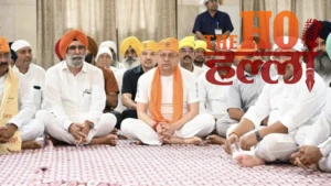 सेवा संकल्प अभियान : नानकमत्ता साहिब में धामी ने टेका मत्था, श्रमदान कर दिया सफाई का संदेश