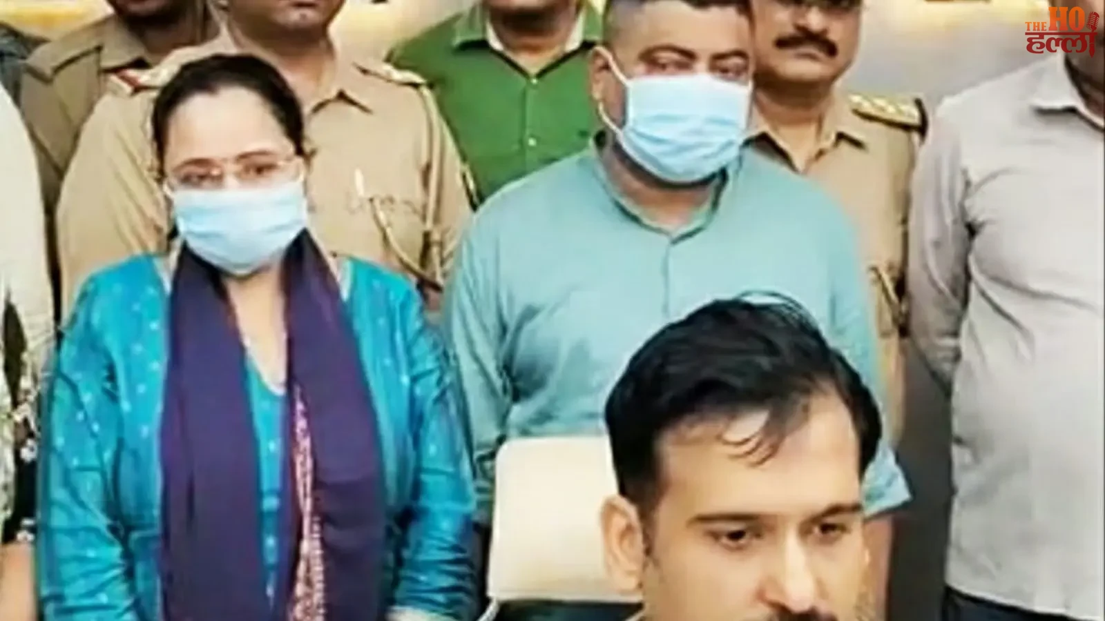 sitapur-fake-bank-manager-income-tax-inspector-couple-arrested
