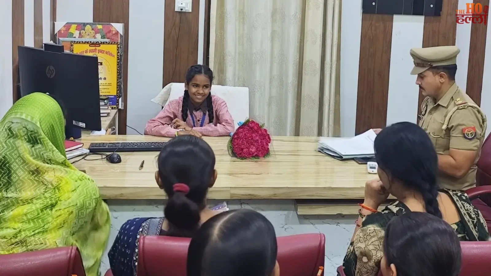 up-news-hathras-mission-shakti-students-one-day-station-incharge (2)