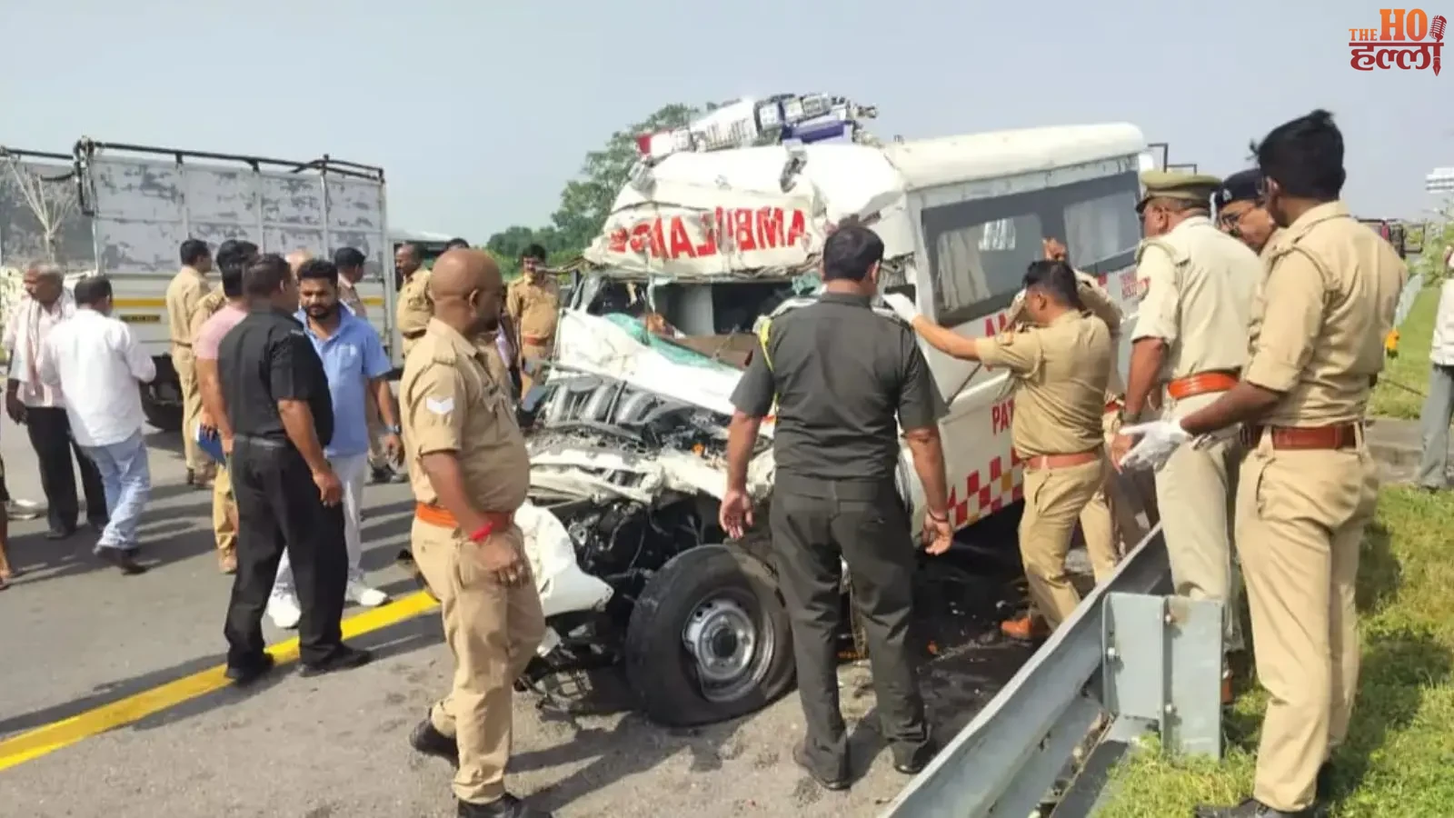 up-news-purvanchal-expressway-ambulance-accident-sultanpur-4-dead (2)