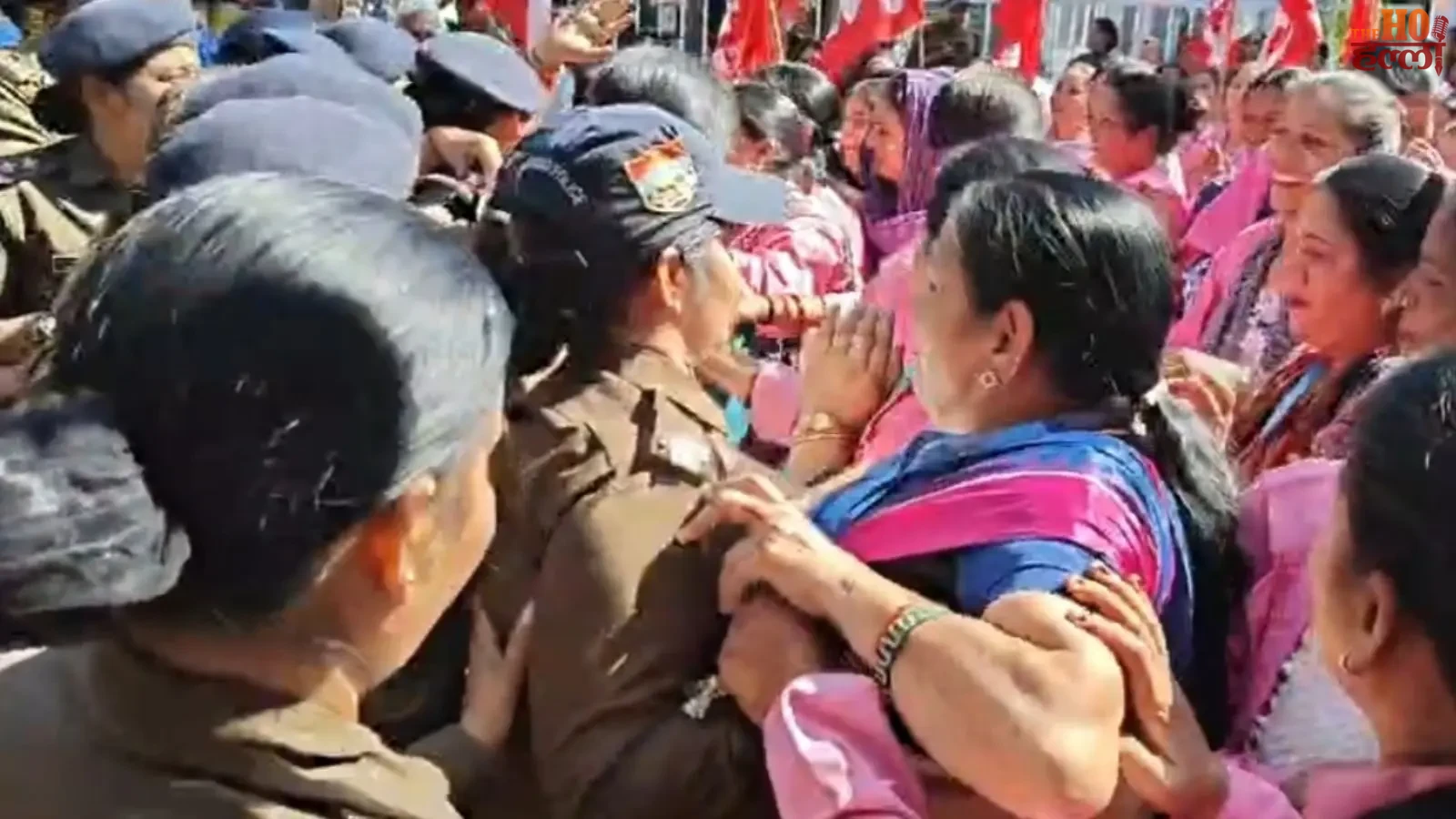 uttarakhand-asha-karyakarta-pradarshan-maandeya-badhane-ki-maang